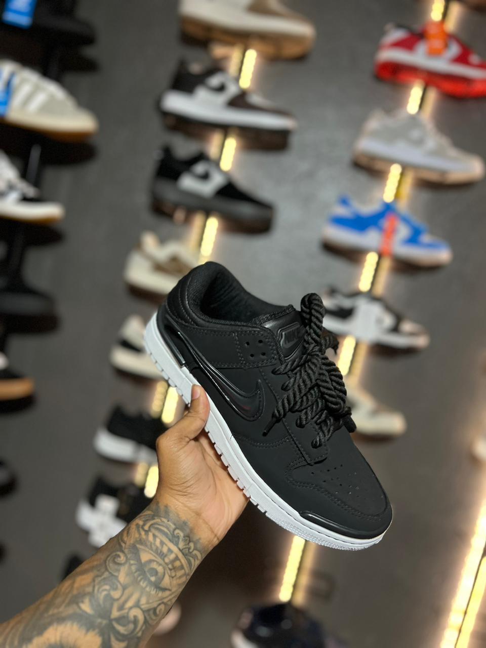 Nike Dunk Twist Preto/Branco